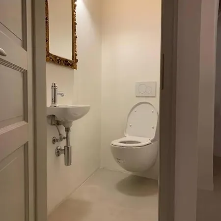 Traumhaftes Rustico Mit Seeblick Im Centro Storico 2 Min Zum Gardasee *
